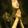 俄美女COS《巫师3》特莉丝超性感 诱人美胸有沟必火